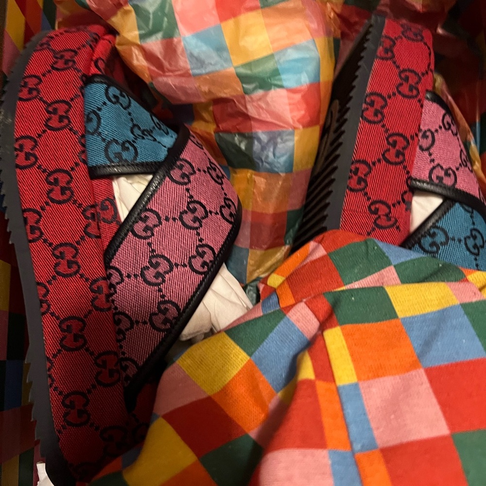 Gucci multicolor slides